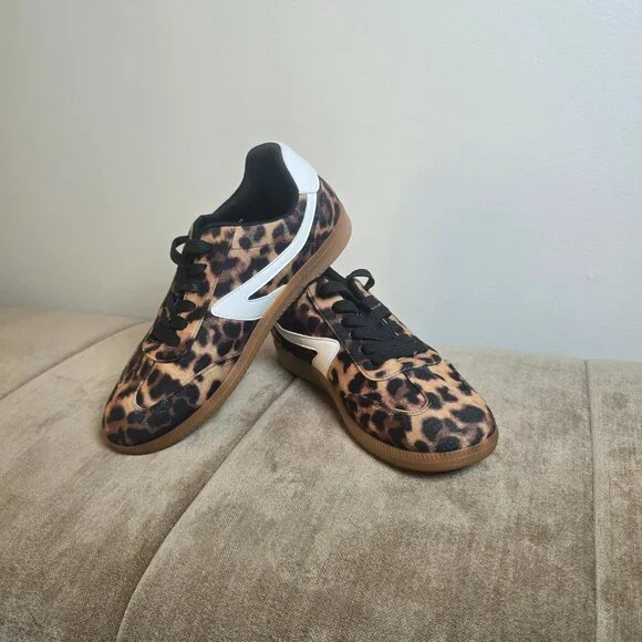 Dolce Vita Leopard Print Sneakers with Black and White Accents - Picture 4 of 9